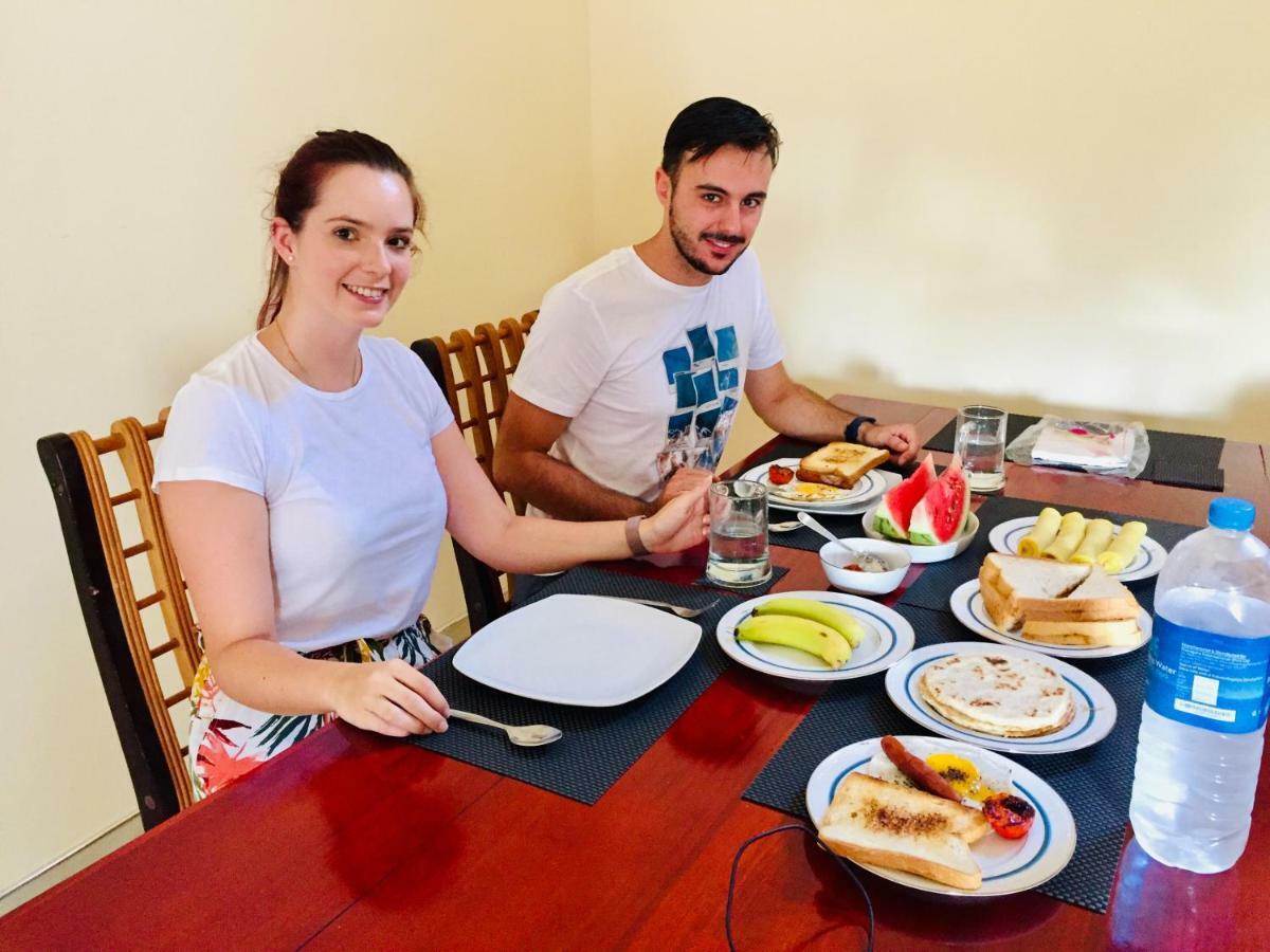 Sweet Home Tourist Rest, Cooking Classes & Tours Anuradhapura Luaran gambar