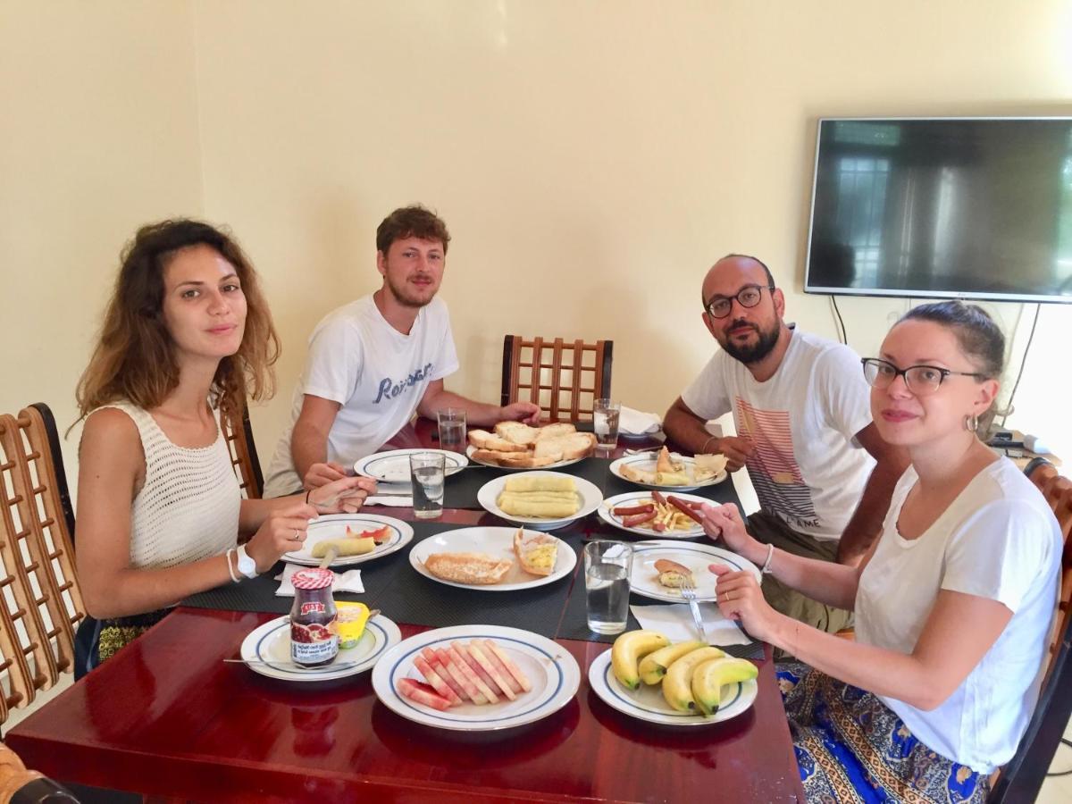 Sweet Home Tourist Rest, Cooking Classes & Tours Anuradhapura Luaran gambar