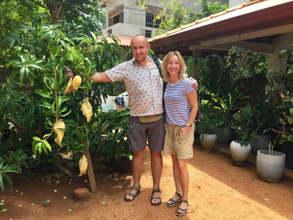 Sweet Home Tourist Rest, Cooking Classes & Tours Anuradhapura Luaran gambar